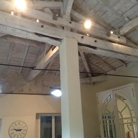 לינה וארוחת בוקר Chateau Saint-roch Queyrac